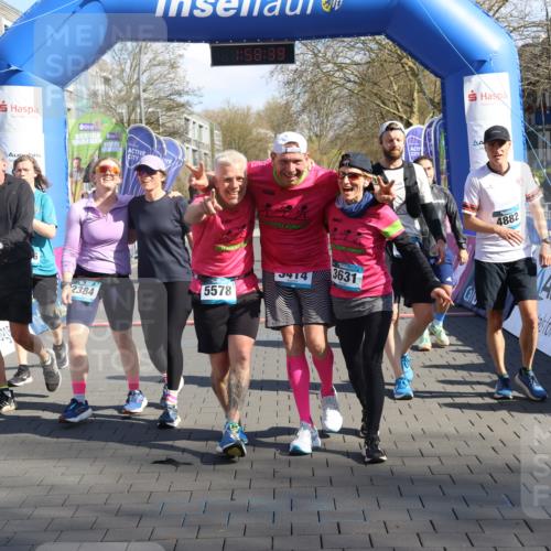 12.04.2026 - 45. Internationalen Wilhelmsburger Insellauf Strokosch-Dieckow http://msf.ph/oto/9458896 12.04.2026 10:48:37 Ziel 3307, 4882, 2053, 4563, 4866, 2438, 3513 meine-sportfotos.de