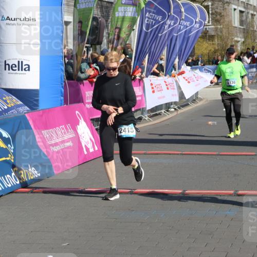 12.04.2026 - 45. Internationalen Wilhelmsburger Insellauf Strokosch-Dieckow http://msf.ph/oto/9458912 12.04.2026 11:05:27 Ziel 2203, 2415, 3130, 4286, 4516, 5043 meine-sportfotos.de