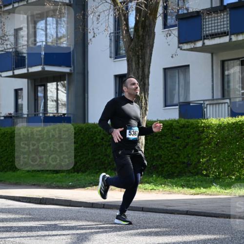 12.04.2026 - 45. Internationalen Wilhelmsburger Insellauf J. Mangold http://msf.ph/oto/9458950 12.04.2026 10:38:10 Ziel 5289, 2537, 2020, 5363, 2986, 5732, 3087, 4832, 2605, 2614, 4063, 3214, 3214, 2710, 4264, 3911 meine-sportfotos.de