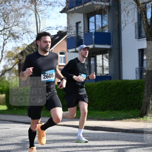 12.04.2026 - 45. Internationalen Wilhelmsburger Insellauf J. Mangold http://msf.ph/oto/9458986 12.04.2026 10:38:14 Ziel 5363, 2986, 5732, 3087, 4832, 2605, 2614, 4063, 3214, 2710, 4264, 3911, 5511, 4679, 2115 meine-sportfotos.de