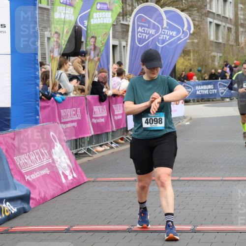 12.04.2026 - 45. Internationalen Wilhelmsburger Insellauf Strokosch-Dieckow http://msf.ph/oto/9459009 12.04.2026 13:01:15 Laufen  meine-sportfotos.de