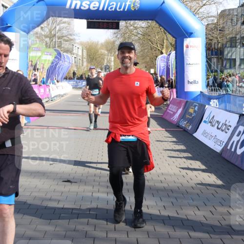 12.04.2026 - 45. Internationalen Wilhelmsburger Insellauf Strokosch-Dieckow http://msf.ph/oto/9459098 12.04.2026 10:48:51 Ziel 3103, 4424, 3509, 4768, 3060, 3063, 2992, 2846 meine-sportfotos.de
