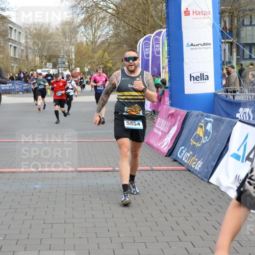 12.04.2026 - 45. Internationalen Wilhelmsburger Insellauf Strokosch-Dieckow http://msf.ph/oto/9459210 12.04.2026 13:01:09 Laufen  meine-sportfotos.de
