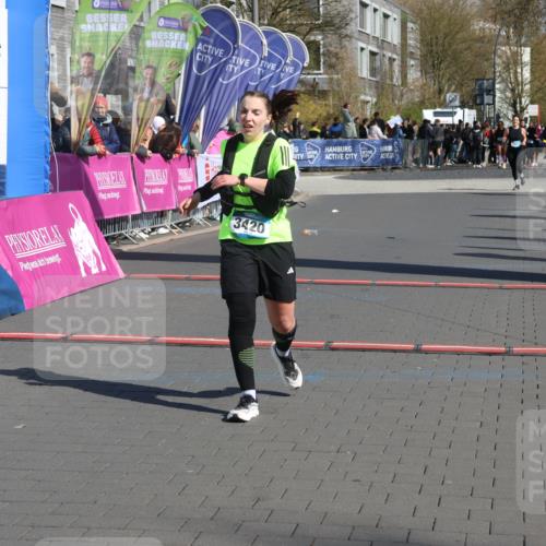 12.04.2026 - 45. Internationalen Wilhelmsburger Insellauf Strokosch-Dieckow http://msf.ph/oto/9459349 12.04.2026 11:05:56 Ziel 3322, 3420 meine-sportfotos.de
