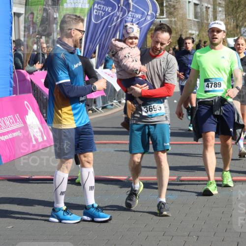 12.04.2026 - 45. Internationalen Wilhelmsburger Insellauf Strokosch-Dieckow http://msf.ph/oto/9459439 12.04.2026 10:49:21 Ziel 3695, 5039, 2672, 4789, 4661, 5360, 5649, 2649, 2231, 3200 meine-sportfotos.de