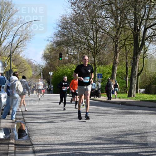 12.04.2026 - 45. Internationalen Wilhelmsburger Insellauf J. Mangold http://msf.ph/oto/9459566 12.04.2026 10:40:20 Ziel 2711, 3144, 5606, 3702, 4907, 2525, 3677, 2379, 3171, 5832, 4680, 4262, 2485, 2883, 4501, 2633, 2634, 3090, 2633, 2634, 3090, 4649, 4655, 3987, 3381, 3380, 4180, 4980, 5408, 2507, 2456, 2768, 3534 meine-sportfotos.de