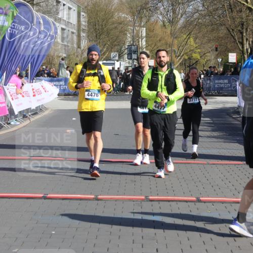 12.04.2026 - 45. Internationalen Wilhelmsburger Insellauf Strokosch-Dieckow http://msf.ph/oto/9459712 12.04.2026 11:06:23 Ziel 4477, 4476, 5818, 3717 meine-sportfotos.de