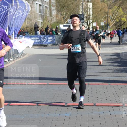 12.04.2026 - 45. Internationalen Wilhelmsburger Insellauf Strokosch-Dieckow http://msf.ph/oto/9460009 12.04.2026 10:49:55 Ziel 4715, 2392 meine-sportfotos.de