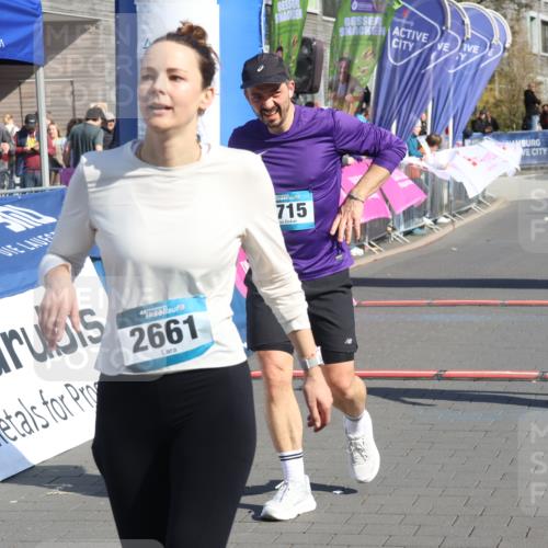 12.04.2026 - 45. Internationalen Wilhelmsburger Insellauf Strokosch-Dieckow http://msf.ph/oto/9460020 12.04.2026 10:49:55 Ziel 4715, 2392 meine-sportfotos.de