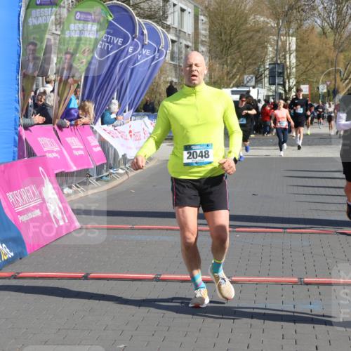 12.04.2026 - 45. Internationalen Wilhelmsburger Insellauf Strokosch-Dieckow http://msf.ph/oto/9460092 12.04.2026 10:50:01 Ziel 3036, 2048, 3357 meine-sportfotos.de