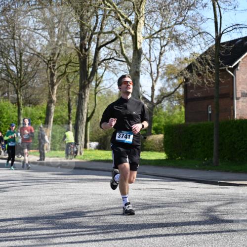12.04.2026 - 45. Internationalen Wilhelmsburger Insellauf J. Mangold http://msf.ph/oto/9460217 12.04.2026 10:42:03 Ziel 2836, 4615, 2222, 3419, 4042, 3991, 2262, 2263, 2252, 2252, 3091, 5442 meine-sportfotos.de