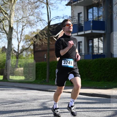 12.04.2026 - 45. Internationalen Wilhelmsburger Insellauf J. Mangold http://msf.ph/oto/9460232 12.04.2026 10:42:04 Ziel 2836, 4615, 2222, 3419, 4042, 3991, 2262, 2263, 2252, 3091, 5442 meine-sportfotos.de