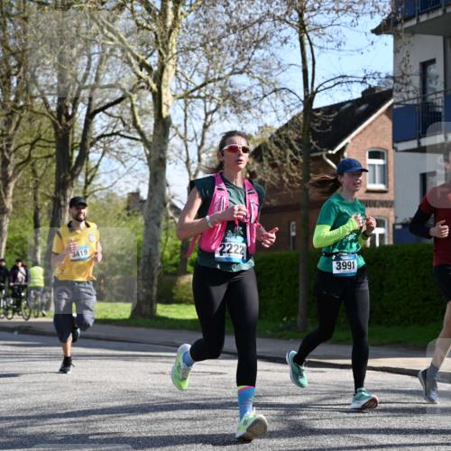 12.04.2026 - 45. Internationalen Wilhelmsburger Insellauf J. Mangold http://msf.ph/oto/9460261 12.04.2026 10:42:09 Ziel 4615, 2222, 3419, 4042, 3991, 2262, 2263, 2252, 3091, 5442, 5273 meine-sportfotos.de
