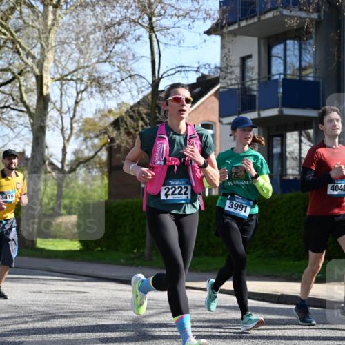 12.04.2026 - 45. Internationalen Wilhelmsburger Insellauf J. Mangold http://msf.ph/oto/9460268 12.04.2026 10:42:09 Ziel 4615, 2222, 3419, 4042, 3991, 2262, 2263, 2252, 3091, 5442, 5273 meine-sportfotos.de