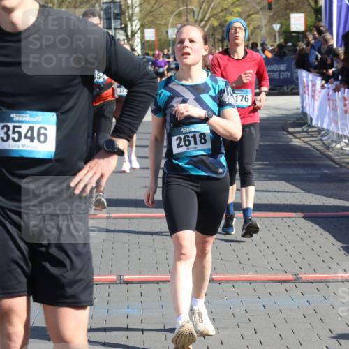 12.04.2026 - 45. Internationalen Wilhelmsburger Insellauf Strokosch-Dieckow http://msf.ph/oto/9460354 12.04.2026 10:50:15 Ziel 2618, 2176, 2054, 3329, 3459 meine-sportfotos.de