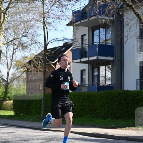 12.04.2026 - 45. Internationalen Wilhelmsburger Insellauf J. Mangold http://msf.ph/oto/9460369 12.04.2026 10:42:37 Ziel 2252, 3091, 5442, 5273, 2724, 2500, 3021, 5751, 5794, 3779, 5840, 2406, 4377, 4377, 3086, 3227, 4974, 5705, 2189, 5697, 2813, 4931, 3565, 5337, 2102, 2656, 2104 meine-sportfotos.de