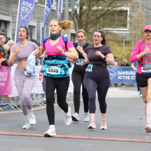 12.04.2026 - 45. Internationalen Wilhelmsburger Insellauf Strokosch-Dieckow http://msf.ph/oto/9460374 12.04.2026 13:19:27 Ziel 4020, 5849, 4639, 3809, 4660, 2174 meine-sportfotos.de