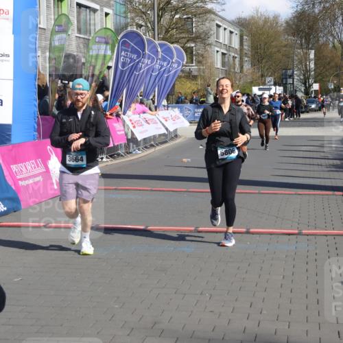 12.04.2026 - 45. Internationalen Wilhelmsburger Insellauf Strokosch-Dieckow http://msf.ph/oto/9460386 12.04.2026 11:07:50 Ziel 5806, 3149 meine-sportfotos.de