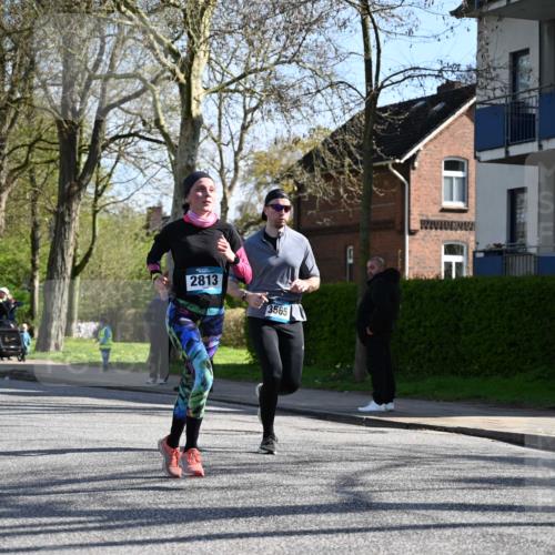 12.04.2026 - 45. Internationalen Wilhelmsburger Insellauf J. Mangold http://msf.ph/oto/9460581 12.04.2026 10:43:09 Ziel 5840, 2406, 4377, 3086, 3227, 4974, 5705, 2189, 5697, 2813, 4931, 3565, 5337, 2102, 2656, 2104, 5407, 5286, 2039, 3486, 4428, 3022, 3022, 4349 meine-sportfotos.de