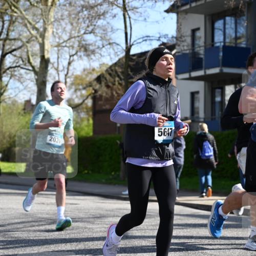 12.04.2026 - 45. Internationalen Wilhelmsburger Insellauf J. Mangold http://msf.ph/oto/9460667 12.04.2026 10:43:18 Ziel 2189, 5697, 2813, 4931, 3565, 5337, 2102, 2656, 2104, 5407, 5286, 2039, 3486, 4428, 3022, 4349, 2065, 3345, 2073 meine-sportfotos.de