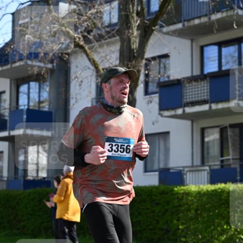 12.04.2026 - 45. Internationalen Wilhelmsburger Insellauf J. Mangold http://msf.ph/oto/9460823 12.04.2026 10:44:06 Ziel 4829, 4062, 5824, 3356, 5766, 5775, 3662, 2911, 4934, 2940, 4815, 4758, 5009, 4815, 4758, 5009, 4906, 5805, 2920 meine-sportfotos.de