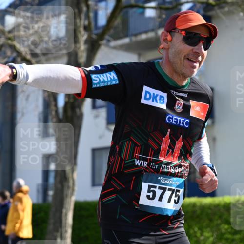 12.04.2026 - 45. Internationalen Wilhelmsburger Insellauf J. Mangold http://msf.ph/oto/9460871 12.04.2026 10:44:18 Ziel 5766, 5775, 3662, 2911, 4934, 2940, 4815, 4758, 5009, 4815, 4758, 5009, 4906, 5805, 2920, 3173, 2190, 4914, 5341, 5435, 5563, 2075 meine-sportfotos.de