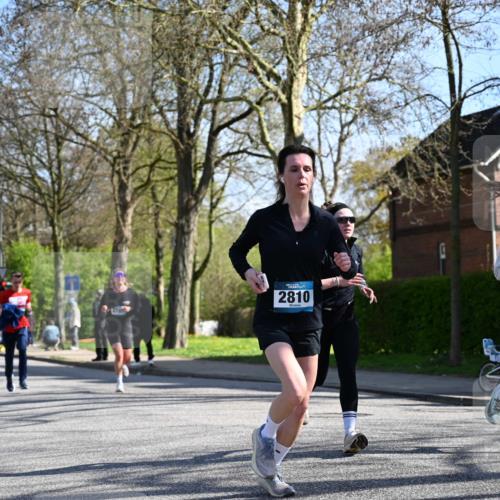 12.04.2026 - 45. Internationalen Wilhelmsburger Insellauf J. Mangold http://msf.ph/oto/9461051 12.04.2026 10:44:57 Ziel 3173, 2190, 4914, 5341, 5435, 5563, 2075, 2810, 3408, 4739, 3416, 2899, 4785, 3566, 5037, 5046, 3747, 3747, 3054, 2376, 2300, 3334, 4958, 3500, 4928, 4928, 4333, 2301, 2995, 2134, 3369, 4635, 3772, 3337 meine-sportfotos.de