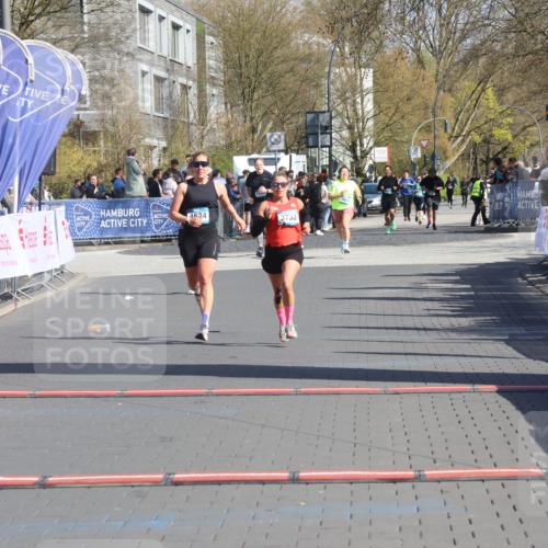 12.04.2026 - 45. Internationalen Wilhelmsburger Insellauf Strokosch-Dieckow http://msf.ph/oto/9461098 12.04.2026 11:08:54 Ziel 4624, 3732 meine-sportfotos.de