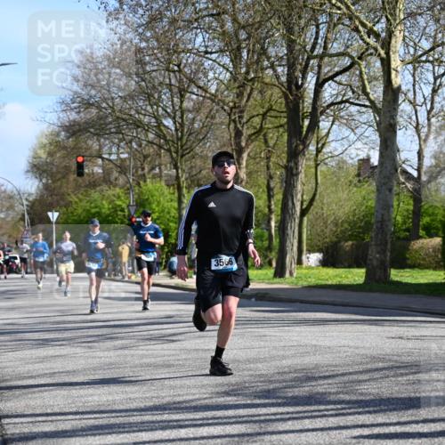 12.04.2026 - 45. Internationalen Wilhelmsburger Insellauf J. Mangold http://msf.ph/oto/9461114 12.04.2026 10:45:07 Ziel 2810, 3408, 4739, 3416, 2899, 4785, 3566, 5037, 5046, 3747, 3054, 2376, 2300, 3334, 4958, 3500, 4928, 4333, 2301, 2995, 2134, 3369, 4635, 3772, 3337, 3680, 5325, 3653, 4139, 4531, 5694, 2216, 3430, 5594, 4481, 4682 meine-sportfotos.de