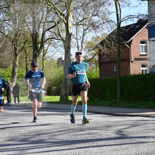 12.04.2026 - 45. Internationalen Wilhelmsburger Insellauf J. Mangold http://msf.ph/oto/9461135 12.04.2026 10:45:10 Ziel 3416, 2899, 4785, 3566, 5037, 5046, 3747, 3054, 2376, 2300, 3334, 4958, 3500, 4928, 4333, 2301, 2995, 2134, 3369, 4635, 3772, 3337, 3680, 3680, 5325, 3653, 4139, 4531, 5694, 2216, 3430, 5594, 4481, 4682 meine-sportfotos.de