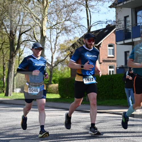 12.04.2026 - 45. Internationalen Wilhelmsburger Insellauf J. Mangold http://msf.ph/oto/9461156 12.04.2026 10:45:11 Ziel 2899, 4785, 3566, 5037, 5046, 3747, 3054, 2376, 2300, 3334, 4958, 3500, 4928, 4333, 2301, 2995, 4333, 2301, 2995, 2134, 3369, 4635, 3772, 3337, 3680, 5325, 3653, 4139, 4531, 5694, 2216, 3430, 5594, 4481, 4682 meine-sportfotos.de