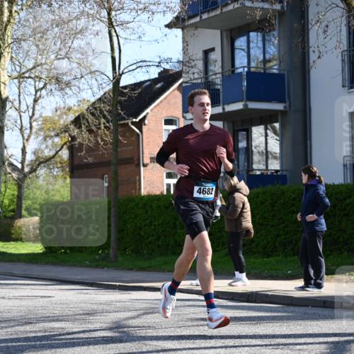 12.04.2026 - 45. Internationalen Wilhelmsburger Insellauf J. Mangold http://msf.ph/oto/9461317 12.04.2026 10:45:48 Ziel 5325, 3653, 4139, 4531, 5694, 2216, 3430, 5594, 4481, 4682, 5664, 3172, 2691, 3256, 3848, 3849, 5690, 4182, 2460, 2460, 2706, 4357, 3952, 4755, 4755, 3480, 5050, 5598, 3635, 4762, 5466, 2596, 3008 meine-sportfotos.de