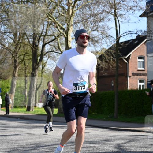 12.04.2026 - 45. Internationalen Wilhelmsburger Insellauf J. Mangold http://msf.ph/oto/9461360 12.04.2026 10:45:53 Ziel 2216, 3430, 5594, 4481, 4682, 5664, 3172, 2691, 3256, 3848, 3849, 5690, 4182, 2460, 2706, 4357, 3952, 4755, 3480, 5050, 5598, 3635, 4762, 5466, 2596, 3008, 4631, 2841 meine-sportfotos.de
