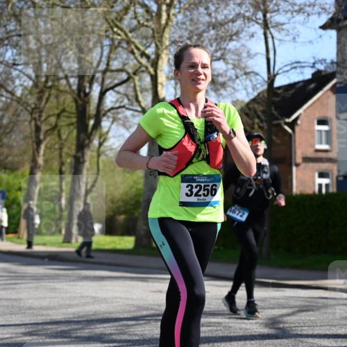 12.04.2026 - 45. Internationalen Wilhelmsburger Insellauf J. Mangold http://msf.ph/oto/9461419 12.04.2026 10:45:59 Ziel 5664, 3172, 2691, 3256, 3848, 3849, 5690, 4182, 2460, 2706, 4357, 3952, 4755, 3480, 5050, 5598, 3635, 4762, 5466, 2596, 5466, 2596, 3008, 4631, 2841, 5726, 5562, 3484, 4331, 3553 meine-sportfotos.de