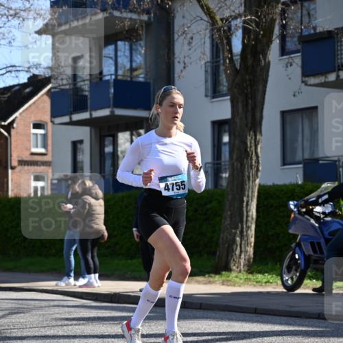 12.04.2026 - 45. Internationalen Wilhelmsburger Insellauf J. Mangold http://msf.ph/oto/9461488 12.04.2026 10:46:11 Ziel 4182, 2460, 2706, 4357, 3952, 4755, 3480, 5050, 5598, 3635, 4762, 5466, 2596, 5466, 2596, 3008, 4631, 2841, 5726, 5562, 3484, 4331, 3553, 4331, 3553, 3713, 3860, 5538, 4706, 4700, 5803, 2206, 5421, 5626 meine-sportfotos.de