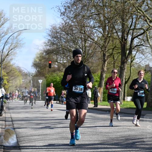 12.04.2026 - 45. Internationalen Wilhelmsburger Insellauf J. Mangold http://msf.ph/oto/9461564 12.04.2026 10:46:25 Ziel 4755, 3480, 5050, 5598, 3635, 4762, 5466, 2596, 3008, 4631, 2841, 5726, 5562, 3484, 4331, 3553, 3713, 3860, 5538, 4706, 4700, 5803, 2206, 5421, 5626, 3493, 3494, 3010, 3854, 3010, 3854, 2393, 2845, 3332, 3349, 4297, 3830, 3098, 5445 meine-sportfotos.de