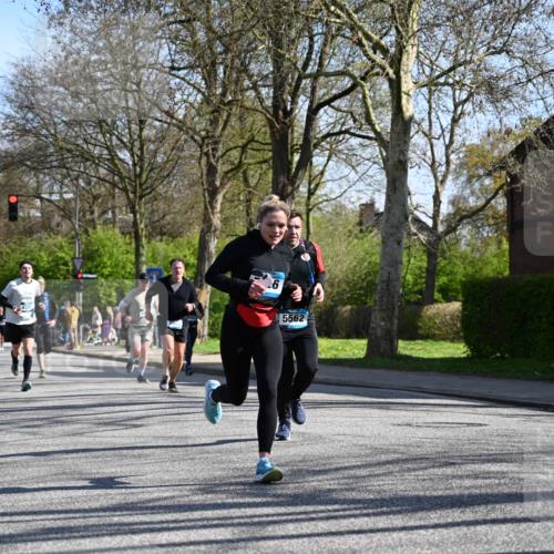 12.04.2026 - 45. Internationalen Wilhelmsburger Insellauf J. Mangold http://msf.ph/oto/9461620 12.04.2026 10:46:32 Ziel 3635, 4762, 5466, 2596, 3008, 4631, 2841, 5726, 5562, 3484, 4331, 3553, 3713, 3860, 5538, 4706, 4700, 5803, 2206, 5421, 5626, 3493, 3494, 3010, 3854, 2393, 2845, 3332, 3349, 4297, 3830, 3098, 5445, 4992, 3450, 5054 meine-sportfotos.de