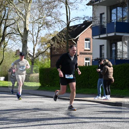 12.04.2026 - 45. Internationalen Wilhelmsburger Insellauf J. Mangold http://msf.ph/oto/9461640 12.04.2026 10:46:35 Ziel 3635, 4762, 5466, 2596, 3008, 4631, 2841, 5726, 5562, 3484, 4331, 3553, 3713, 3860, 5538, 4706, 4700, 5803, 2206, 5421, 5626, 5421, 5626, 3493, 3494, 3010, 3854, 2393, 2845, 3332, 3349, 4297, 3830, 3830, 3098, 5445, 4992, 3450, 5054 meine-sportfotos.de