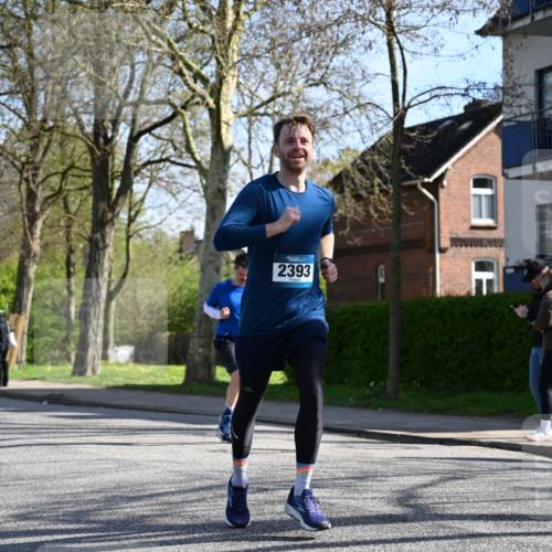 12.04.2026 - 45. Internationalen Wilhelmsburger Insellauf J. Mangold http://msf.ph/oto/9461762 12.04.2026 10:46:52 Ziel 5538, 4706, 4700, 5803, 2206, 5421, 5626, 3493, 3494, 3010, 3854, 2393, 2845, 3332, 3349, 4297, 3830, 3098, 5445, 4992, 3450, 5054, 2358, 4932 meine-sportfotos.de