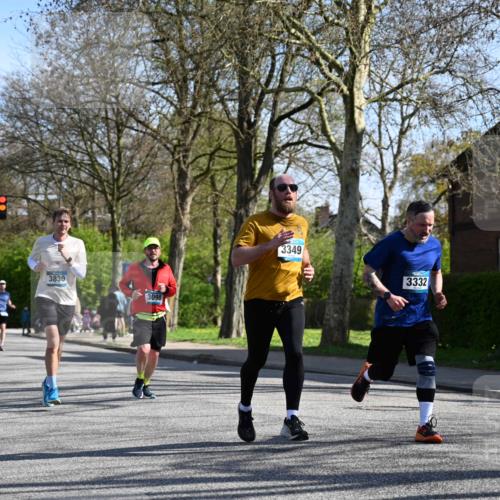 12.04.2026 - 45. Internationalen Wilhelmsburger Insellauf J. Mangold http://msf.ph/oto/9461765 12.04.2026 10:46:55 Ziel 4700, 5803, 2206, 5421, 5626, 3493, 3494, 3010, 3854, 2393, 2845, 3332, 3349, 4297, 3830, 3098, 5445, 4992, 3450, 5054, 2358, 4932, 4402, 4367 meine-sportfotos.de