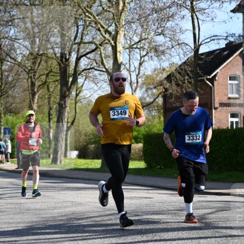 12.04.2026 - 45. Internationalen Wilhelmsburger Insellauf J. Mangold http://msf.ph/oto/9461773 12.04.2026 10:46:56 Ziel 5803, 2206, 5421, 5626, 3493, 3494, 3010, 3854, 2393, 2845, 3332, 3349, 4297, 3830, 3098, 5445, 4992, 3450, 5054, 5054, 2358, 4932, 4402, 4367 meine-sportfotos.de