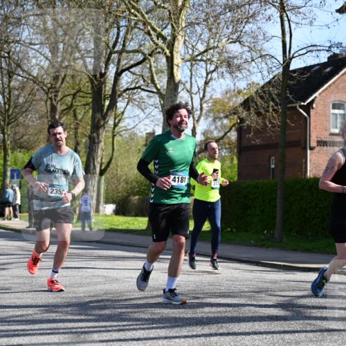 12.04.2026 - 45. Internationalen Wilhelmsburger Insellauf J. Mangold http://msf.ph/oto/9461837 12.04.2026 10:47:27 Ziel 2358, 4932, 4402, 4367, 4181, 5272, 3174, 3174, 4360, 4539, 3762, 4568, 3325, 5749, 2784, 4834, 4330, 3311, 2809, 4415, 4681, 2373, 2384, 2442, 3631, 5578, 3414 meine-sportfotos.de