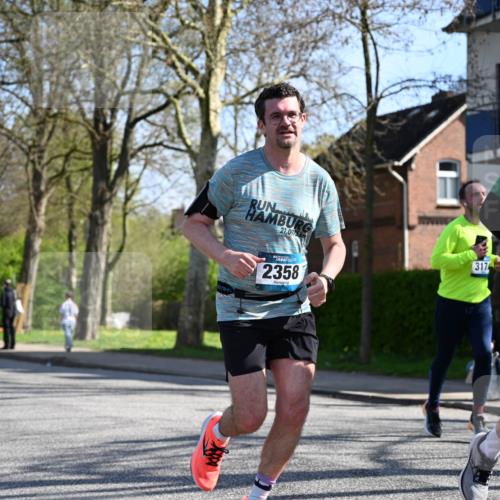 12.04.2026 - 45. Internationalen Wilhelmsburger Insellauf J. Mangold http://msf.ph/oto/9461855 12.04.2026 10:47:28 Ziel 2358, 4932, 4402, 4367, 4181, 5272, 3174, 4360, 4360, 4539, 3762, 4568, 3325, 5749, 2784, 4834, 4330, 3311, 2809, 4415, 4681, 2373, 2384, 2442, 3631, 5578, 3414 meine-sportfotos.de