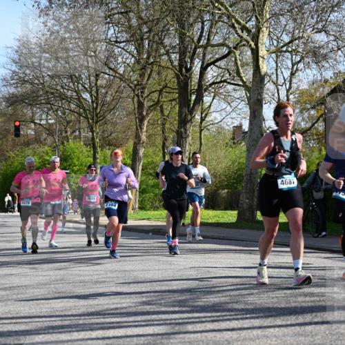12.04.2026 - 45. Internationalen Wilhelmsburger Insellauf J. Mangold http://msf.ph/oto/9461970 12.04.2026 10:47:58 Ziel 4568, 3325, 5749, 2784, 4834, 4330, 3311, 2809, 4415, 4681, 2373, 2384, 2442, 3631, 5578, 3414, 3307, 4882, 2053, 4563, 4866, 2438, 3513, 2854, 2887, 3103, 4424, 3509, 4768, 3060, 3063, 2992, 2846, 3722, 4088, 4913, 4675 meine-sportfotos.de
