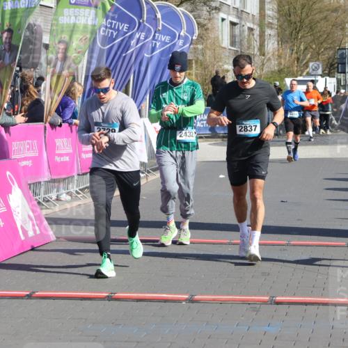 12.04.2026 - 45. Internationalen Wilhelmsburger Insellauf Strokosch-Dieckow http://msf.ph/oto/9462011 12.04.2026 10:52:14 Ziel 3183, 3567, 2729, 5553, 2837, 4541, 2432 meine-sportfotos.de