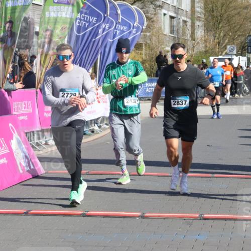 12.04.2026 - 45. Internationalen Wilhelmsburger Insellauf Strokosch-Dieckow http://msf.ph/oto/9462041 12.04.2026 10:52:14 Ziel 3183, 3567, 2729, 5553, 2837, 4541, 2432 meine-sportfotos.de
