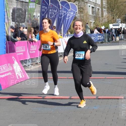 12.04.2026 - 45. Internationalen Wilhelmsburger Insellauf Strokosch-Dieckow http://msf.ph/oto/9462053 12.04.2026 11:10:08 Ziel 2321, 5367 meine-sportfotos.de