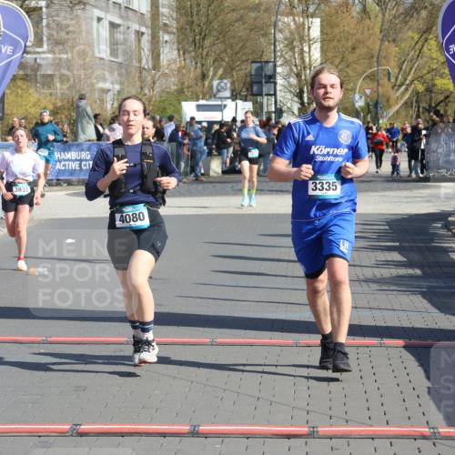 12.04.2026 - 45. Internationalen Wilhelmsburger Insellauf Strokosch-Dieckow http://msf.ph/oto/9462139 12.04.2026 11:10:23 Ziel 4080, 3335, 3833 meine-sportfotos.de