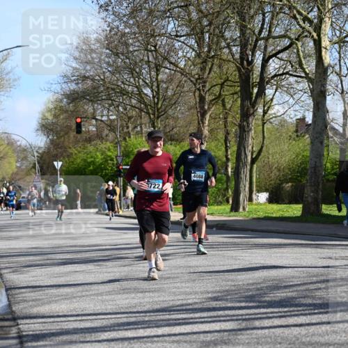 12.04.2026 - 45. Internationalen Wilhelmsburger Insellauf J. Mangold http://msf.ph/oto/9462151 12.04.2026 10:48:25 Ziel 2438, 3513, 2854, 2887, 3103, 4424, 3509, 4768, 3060, 3063, 2992, 2846, 3722, 4088, 4913, 4675, 3007, 4336, 3760, 3695, 5039, 2672, 3695, 5039, 2672, 4789, 4661, 5360, 5649, 2649, 2231, 3200, 4185, 2179 meine-sportfotos.de
