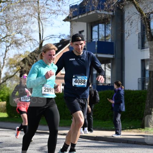 12.04.2026 - 45. Internationalen Wilhelmsburger Insellauf J. Mangold http://msf.ph/oto/9462194 12.04.2026 10:48:28 Ziel 2854, 2887, 3103, 4424, 3509, 4768, 3060, 3063, 2992, 2846, 3722, 4088, 4913, 4675, 3007, 4336, 3760, 3695, 5039, 2672, 4789, 4661, 5360, 4661, 5360, 5649, 2649, 2231, 3200, 4185, 2179 meine-sportfotos.de